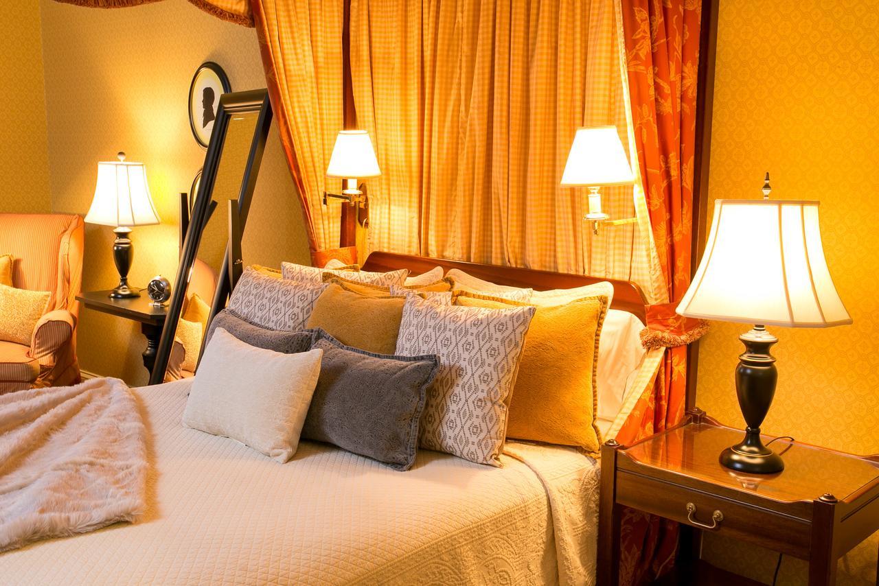 Hotel Berry Hill à South Boston Extérieur photo